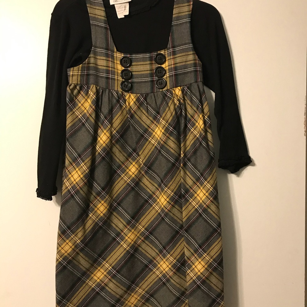 Girls jumper and shirt